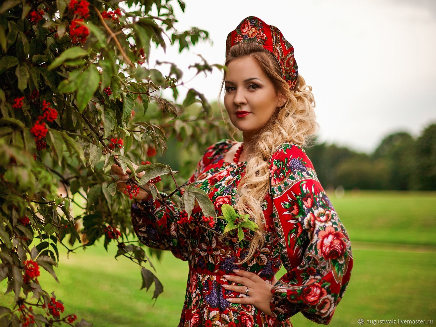 Women in Slavic costumes in Sheffield