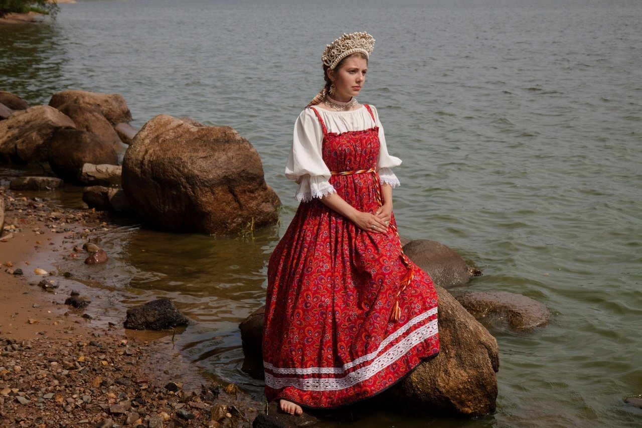 Women in Slavic costumes in Sheffield